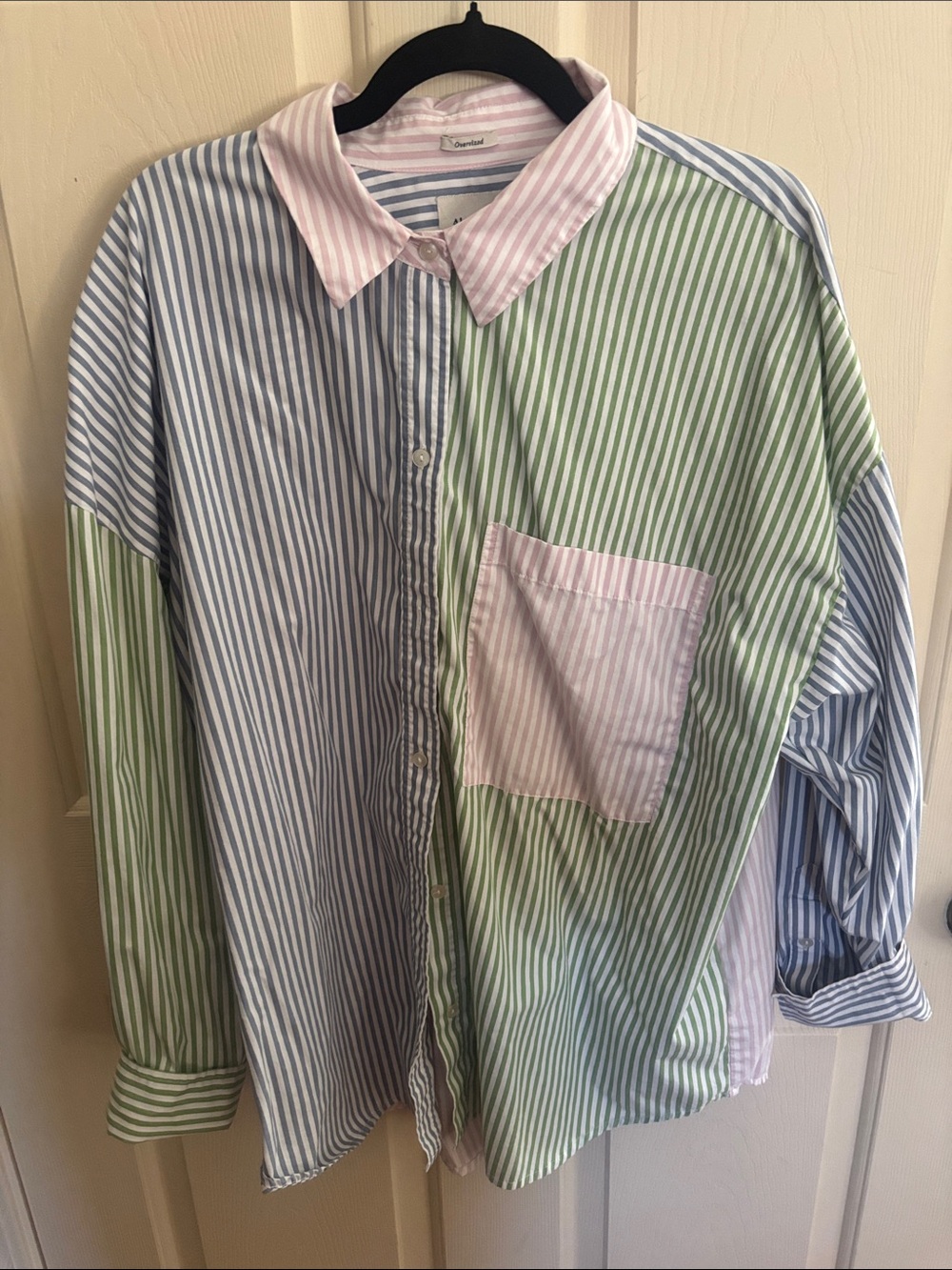 Woman’s button A&F